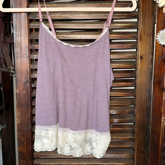 American eagle lace tank top✨ - Picture 1 of 3